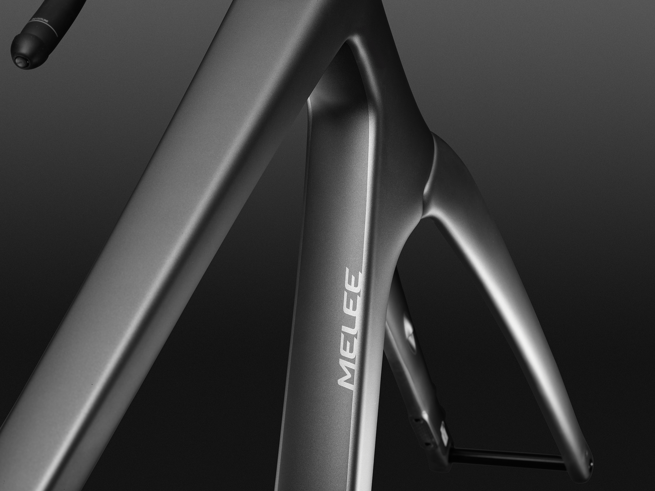 Melee_Details_grey_037